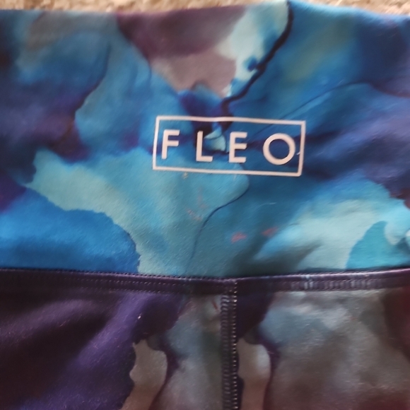 Fleo Womens Midnight Melt Weighlifting Gym Shorts (True High Contour) M - Picture 6 of 9